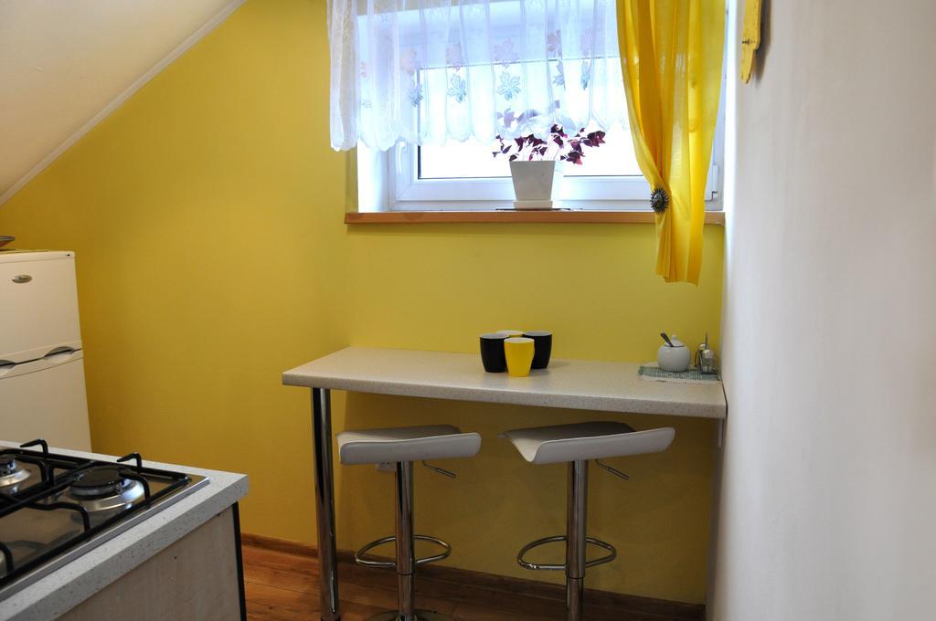 Angel Apartment Krynica Zdroj Bilik gambar